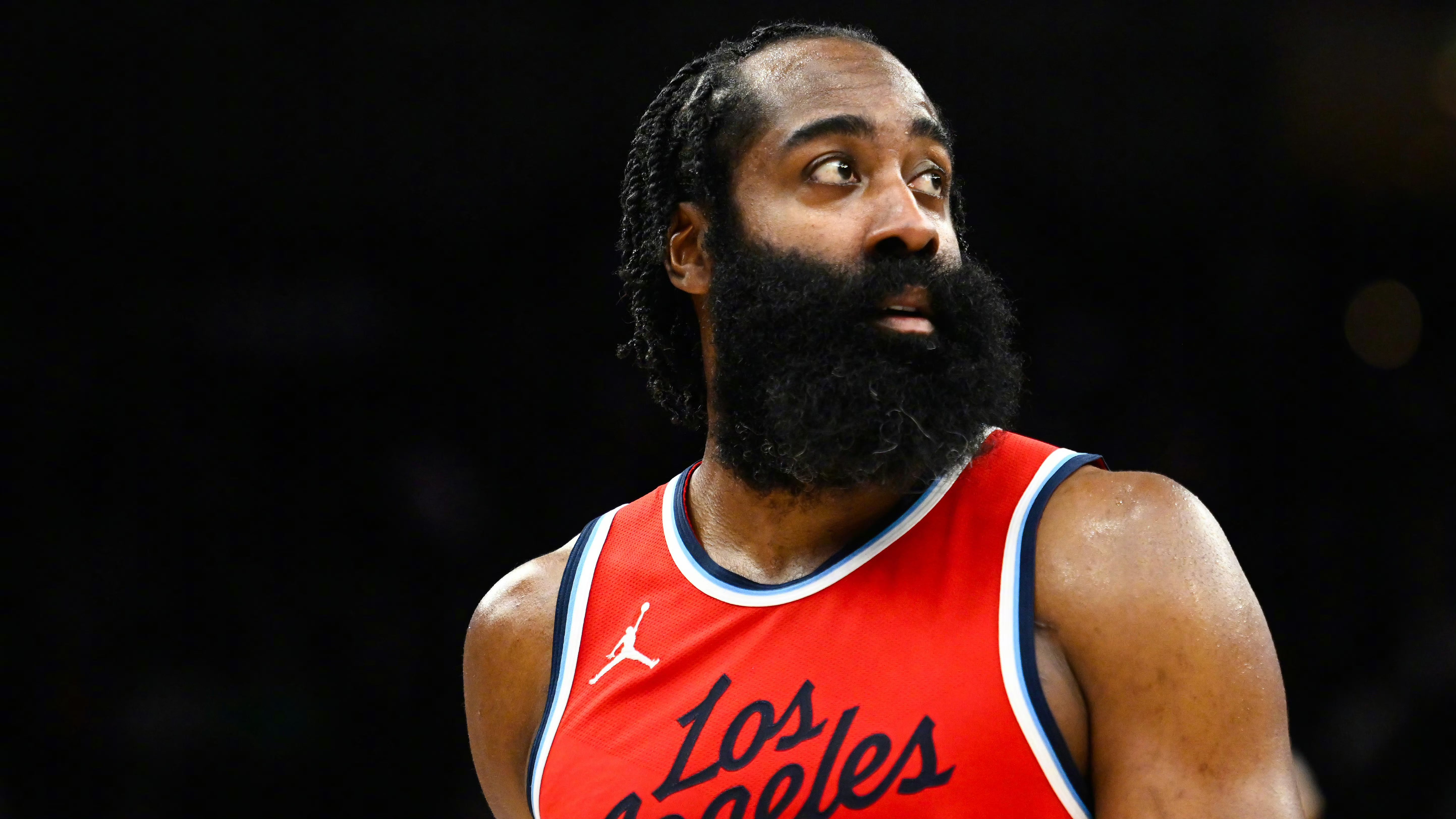 快船客场击败爵士，继续压制西部其他队伍