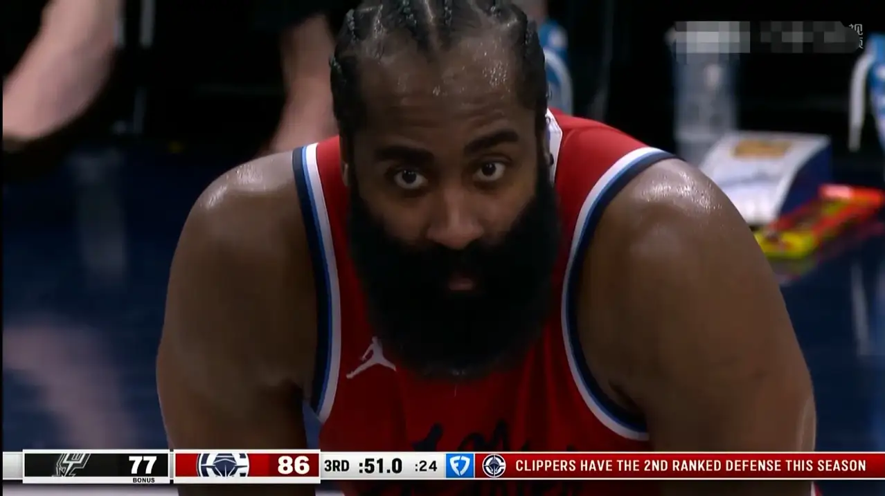 火箭大胜马刺，哈登砍下40分