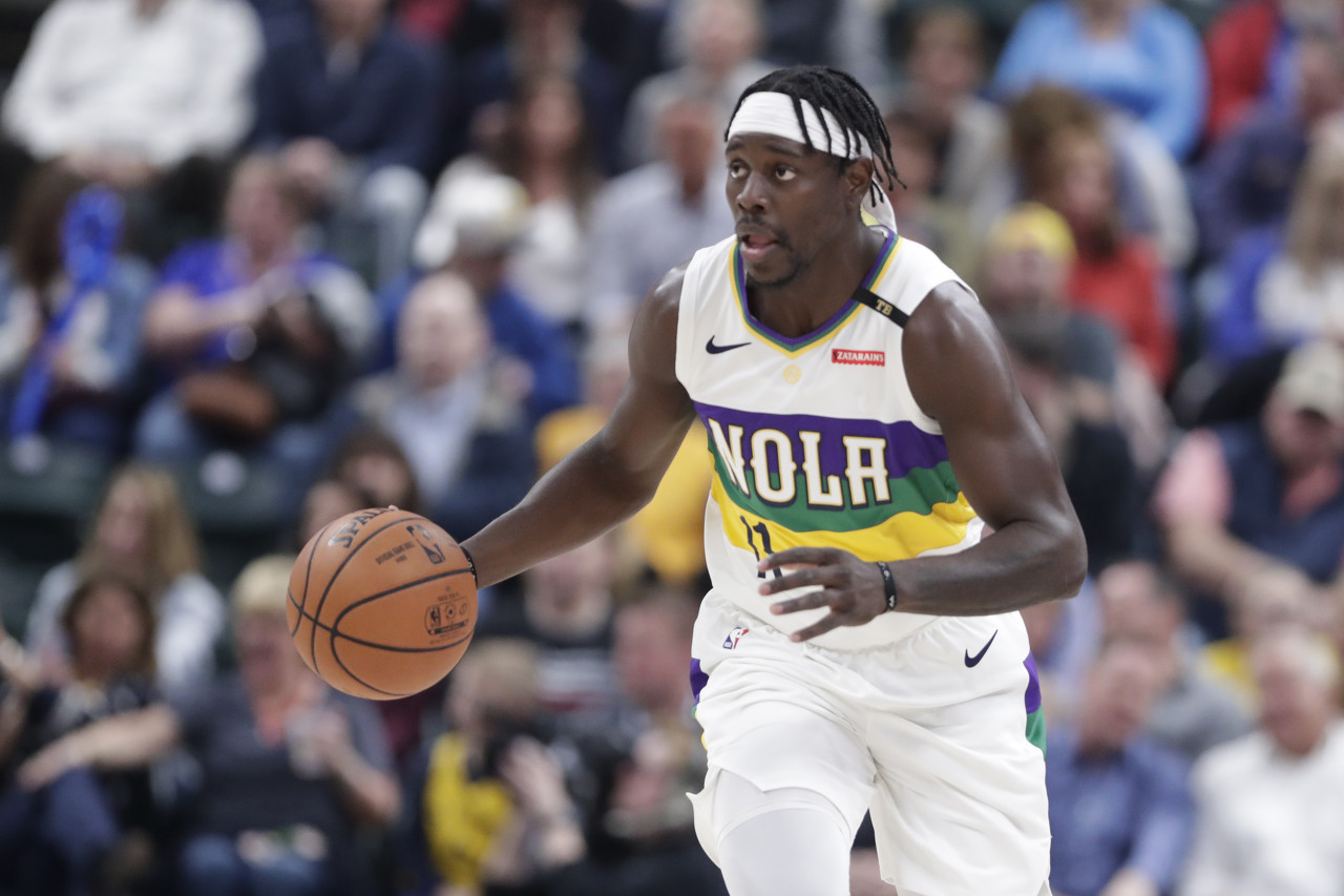 关于鹈鹕力克森林狼，霍勒迪独得25分的信息