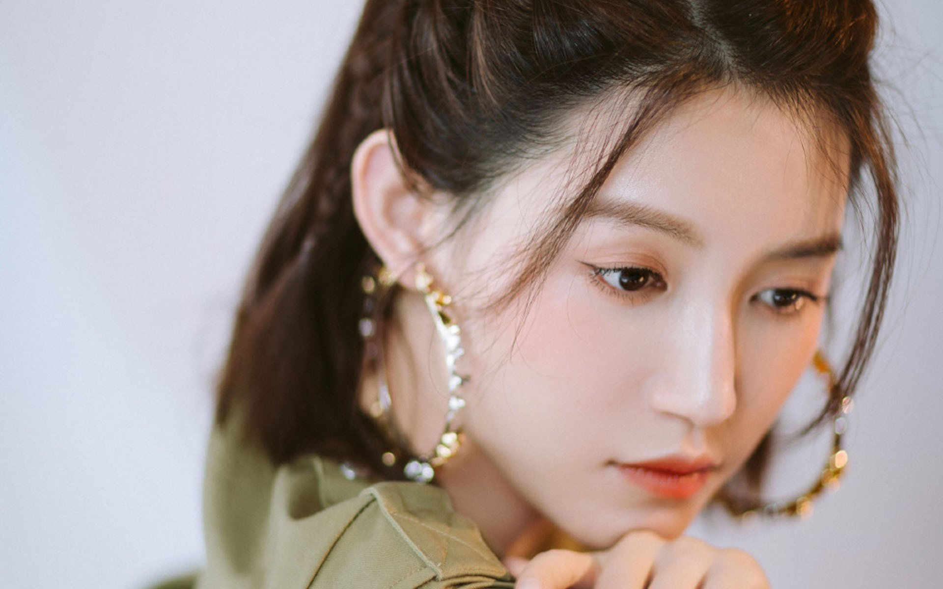 绿茵场与硬木地板的对话,当足球的坚韧遇见篮球的接管时刻