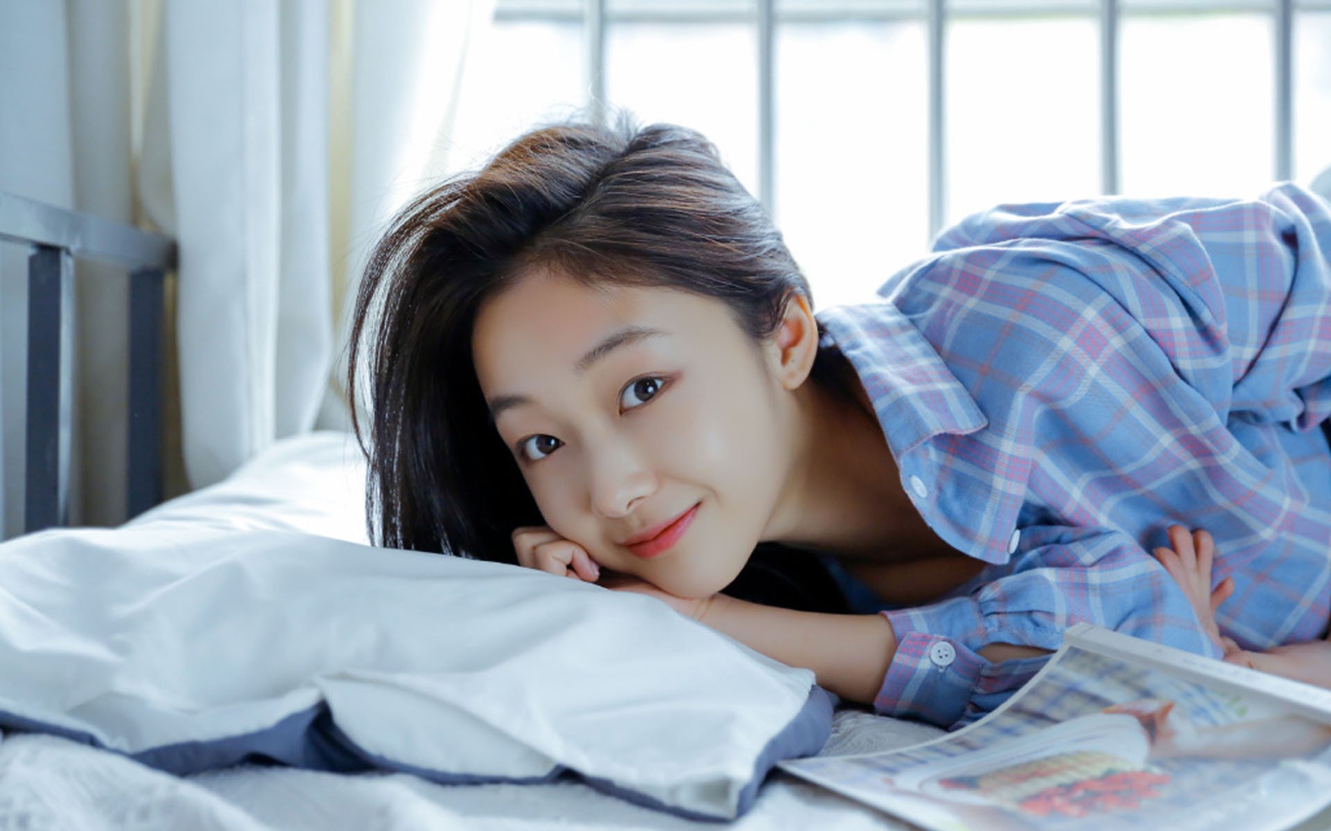 牙买加碾压南非与哈兰德欧冠接管,体育世界中的集体荣耀与个人传奇