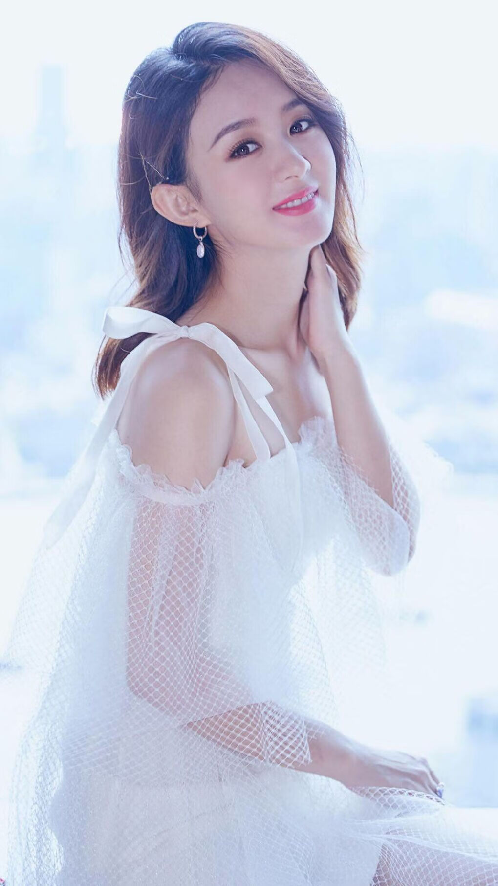 布伦森焦点战证明领袖价值，深圳队力克鹈鹕展中国篮球锋芒