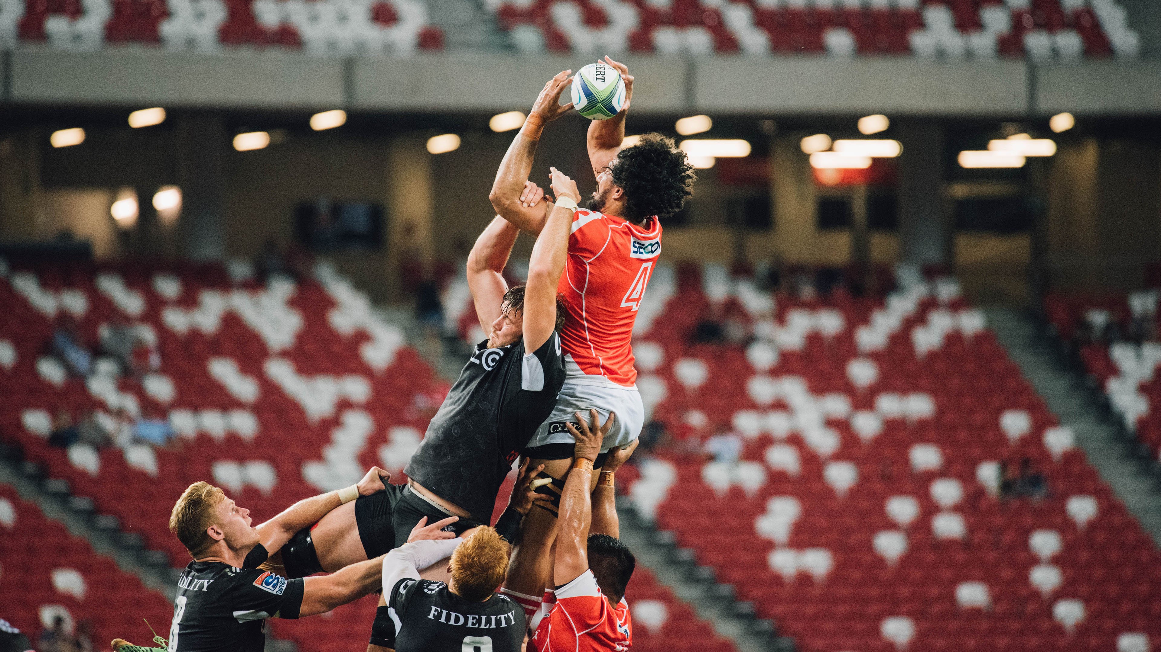 逆袭的暗涌,从绿茵场到F1赛道的统治力觉醒