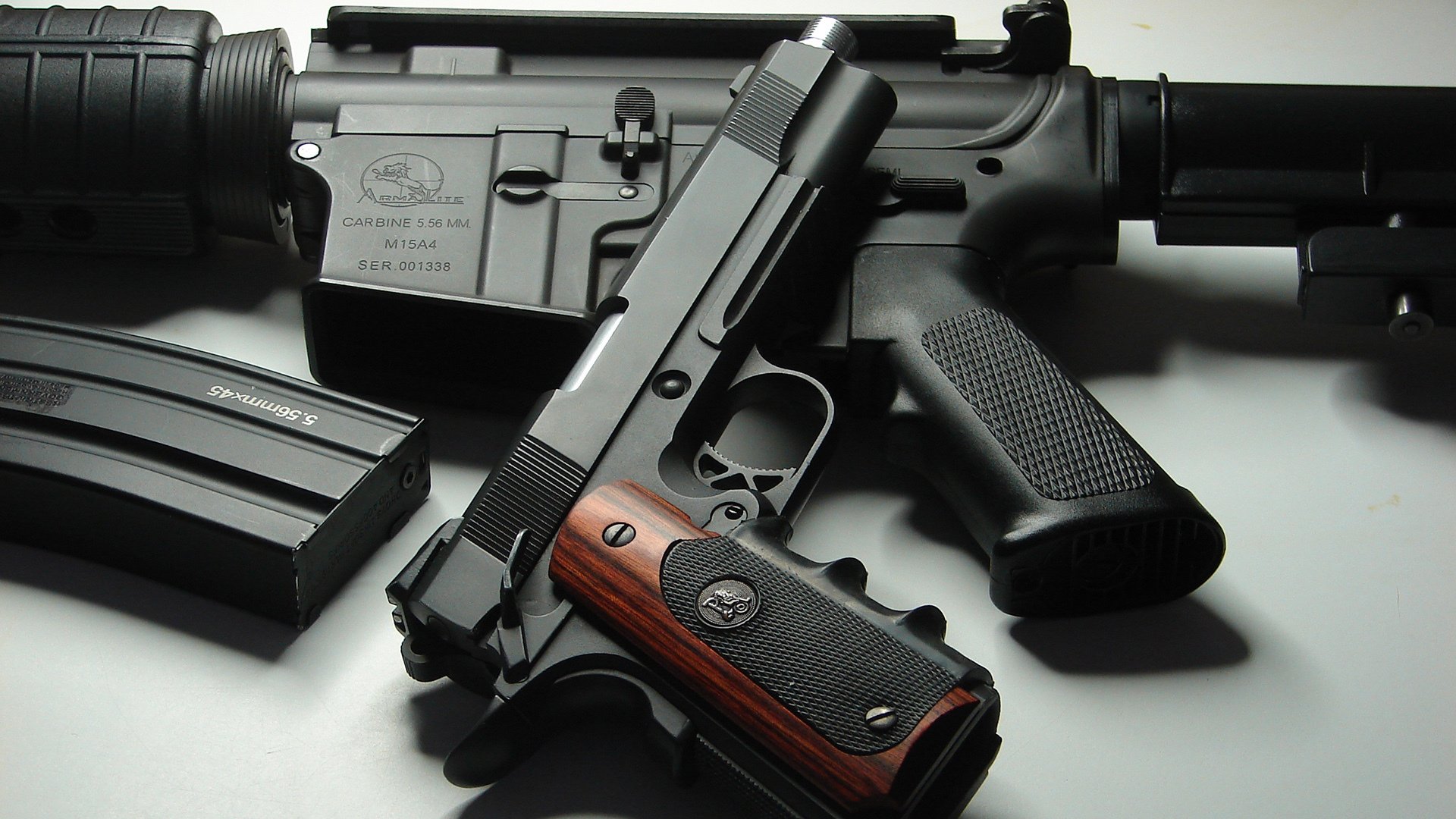 当伯纳乌屏息凝视，欧冠的月华下，伦纳德刻下另一座里程碑